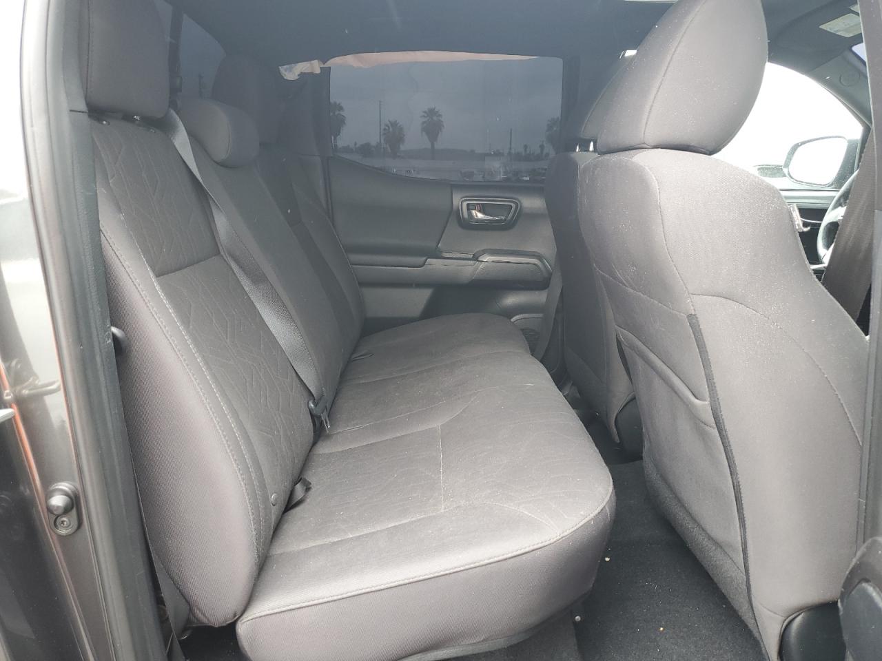 2016 Toyota Tacoma - Image 10