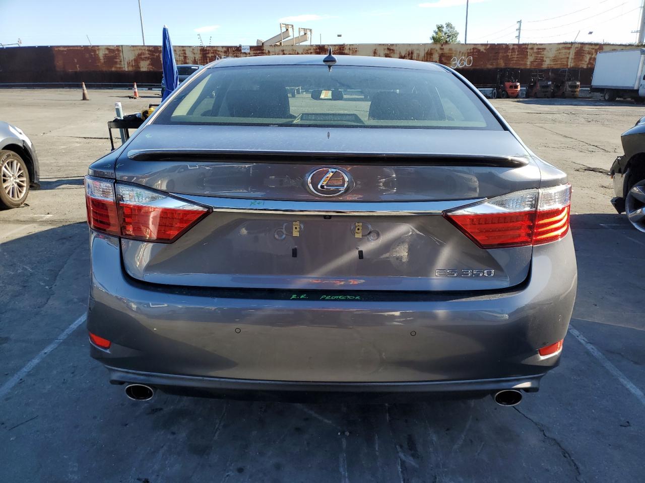 2014 Lexus ES - Image 6