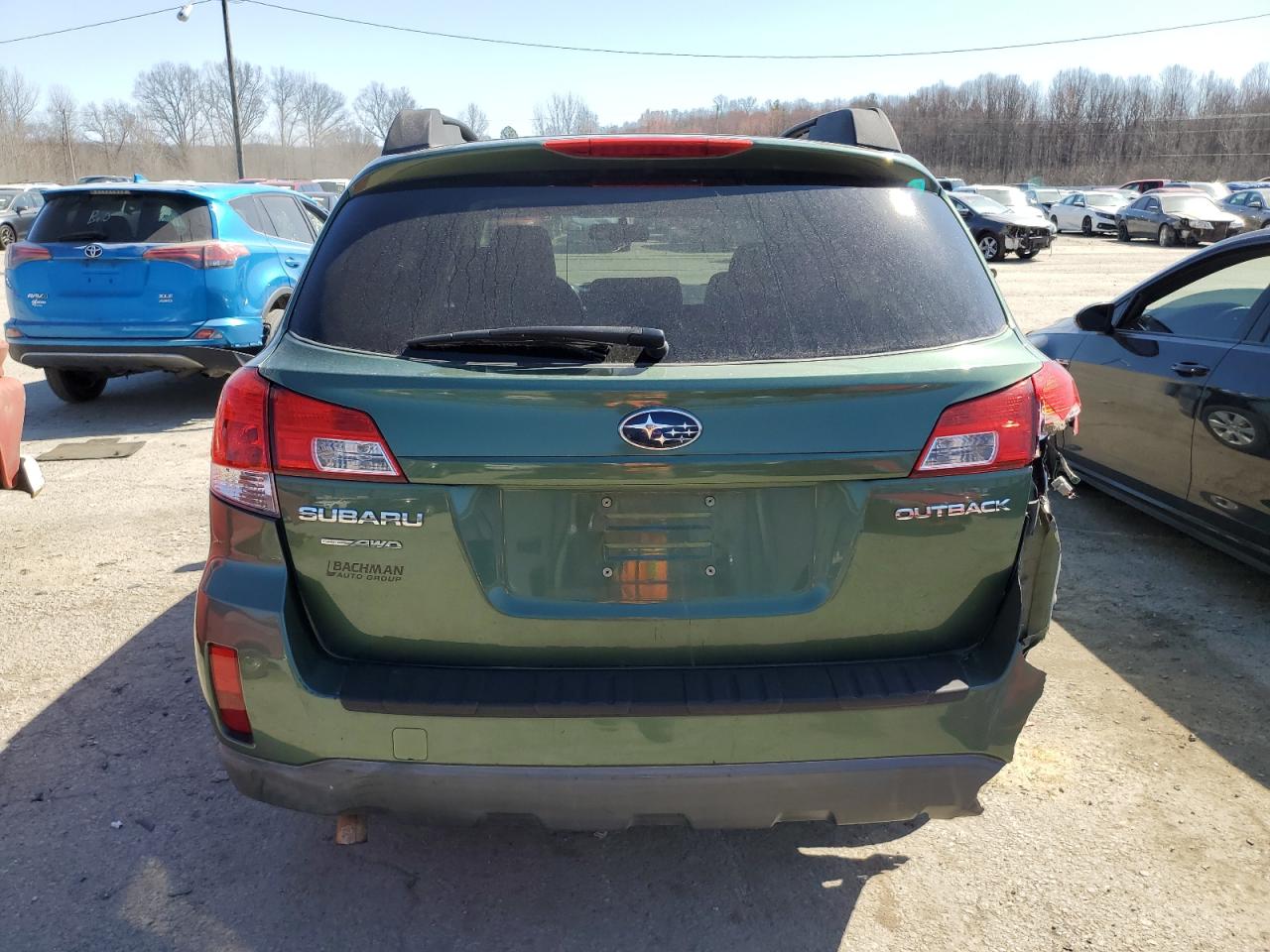 2010 Subaru Outback - Image 6