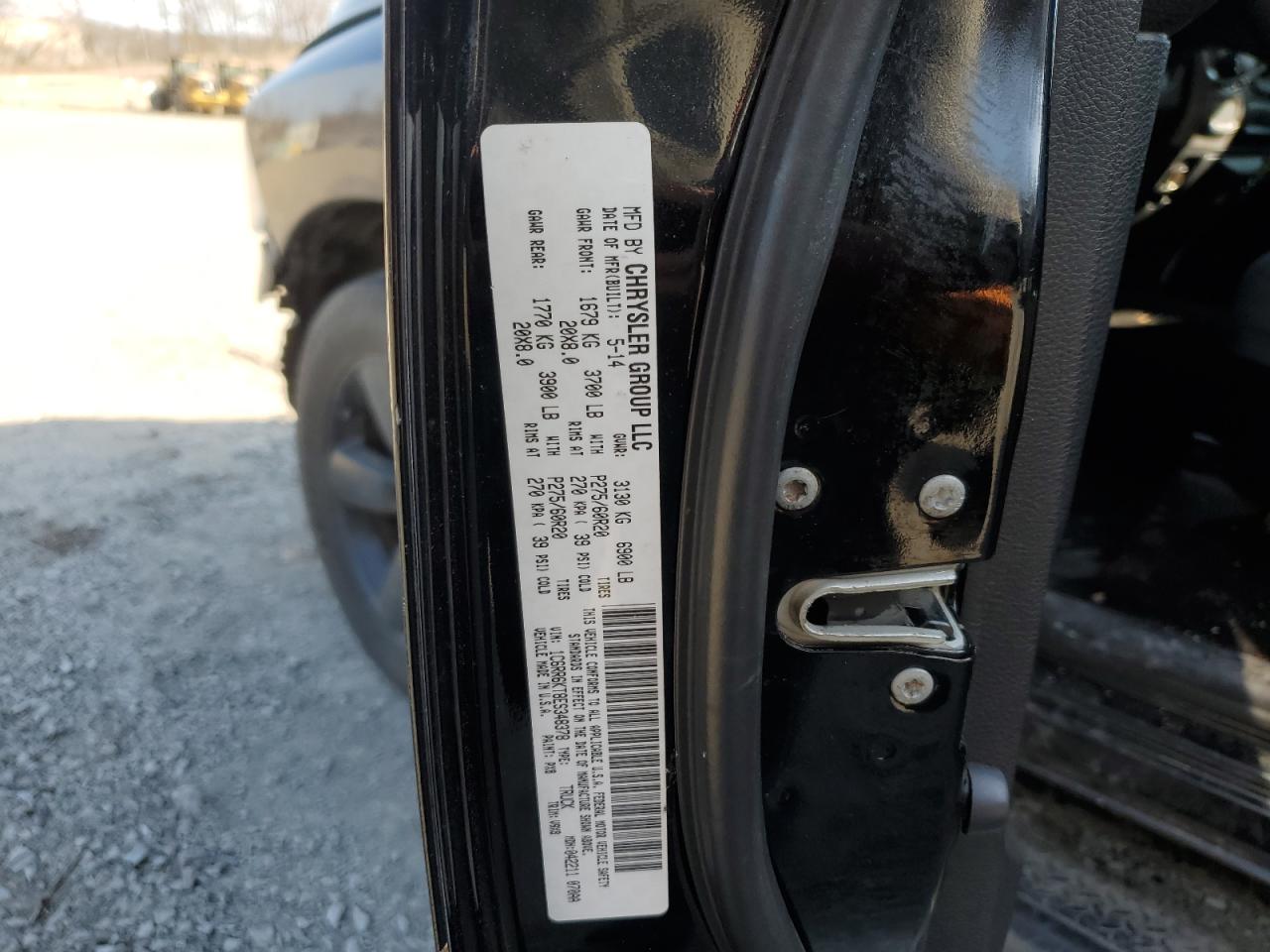 2014 RAM 1500 - Image 12