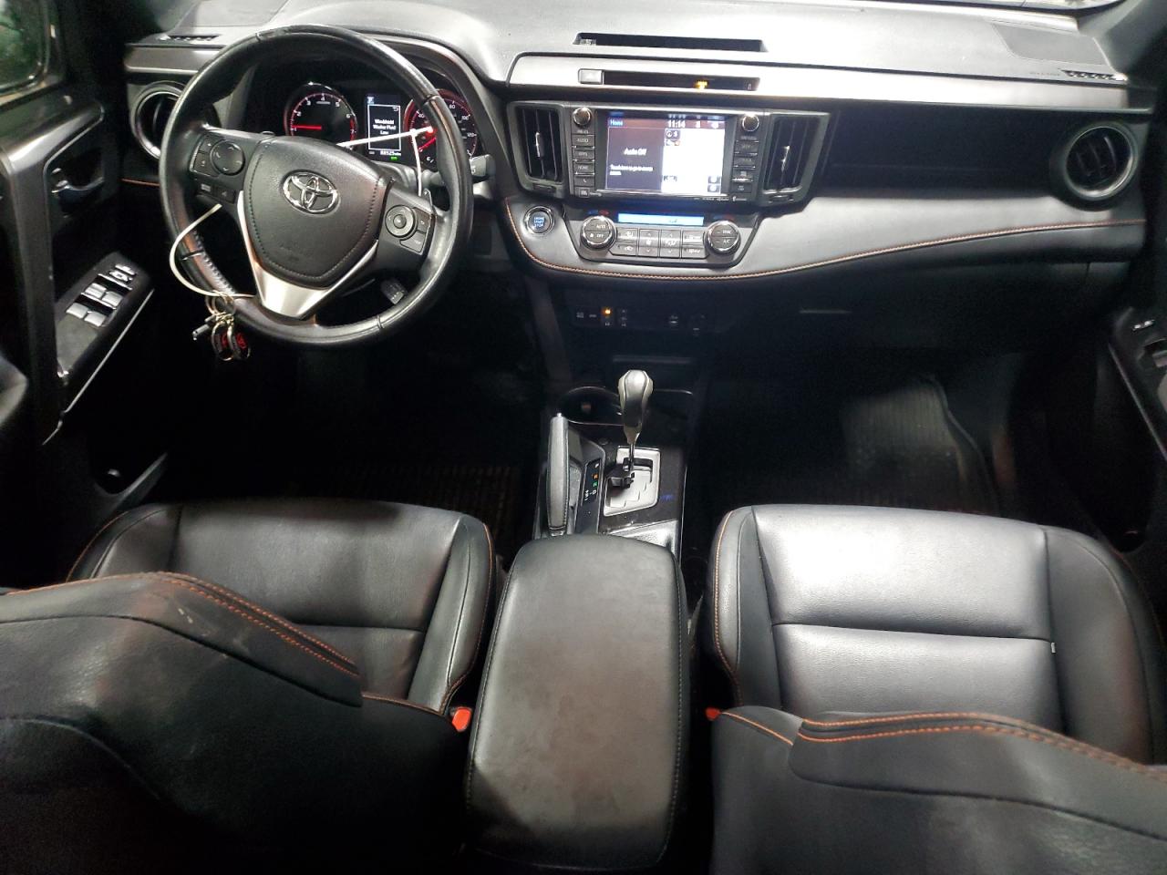 2016 Toyota RAV 4 - Image 8