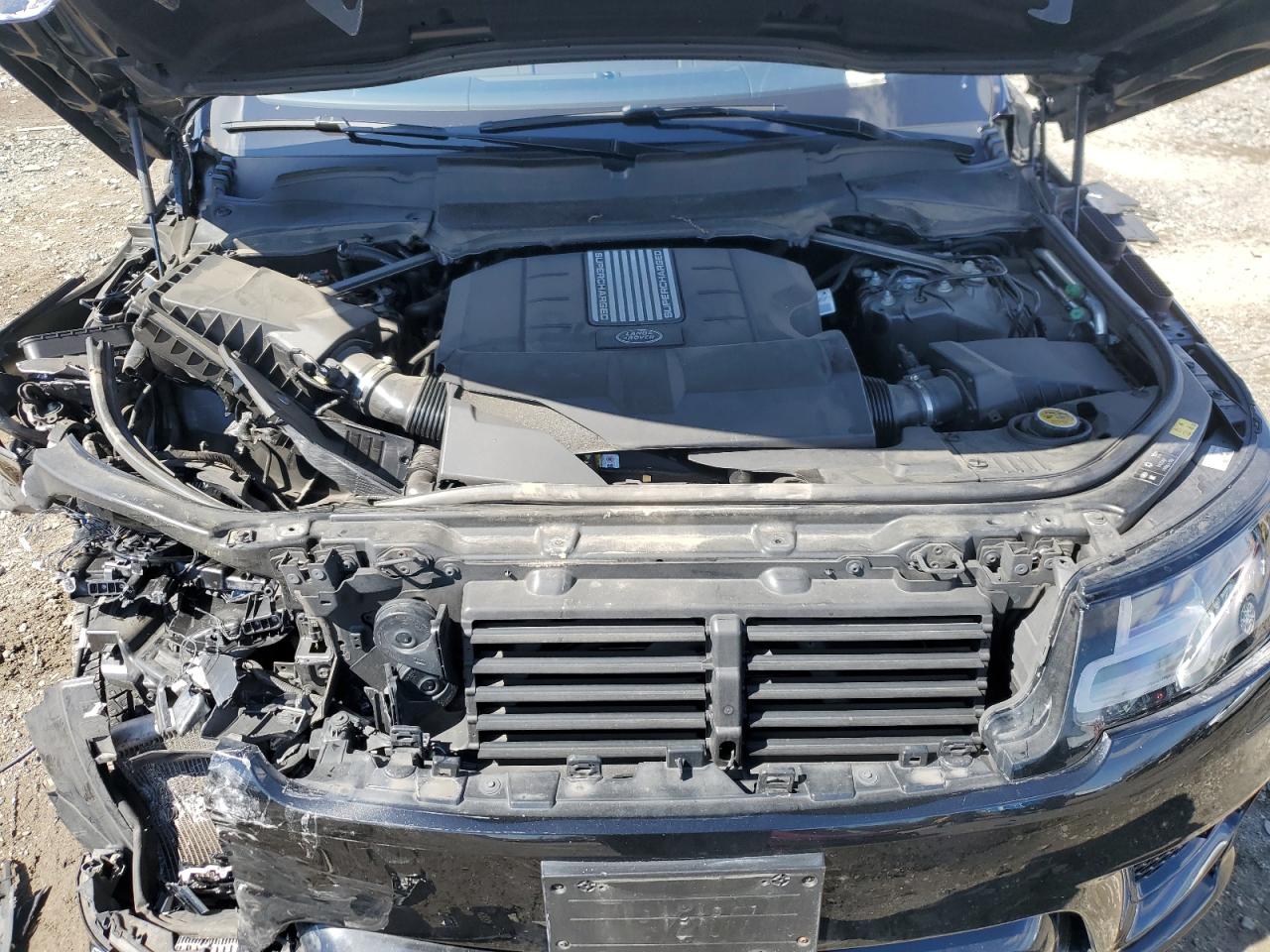 2018 Land Rover Range Rover - Image 14
