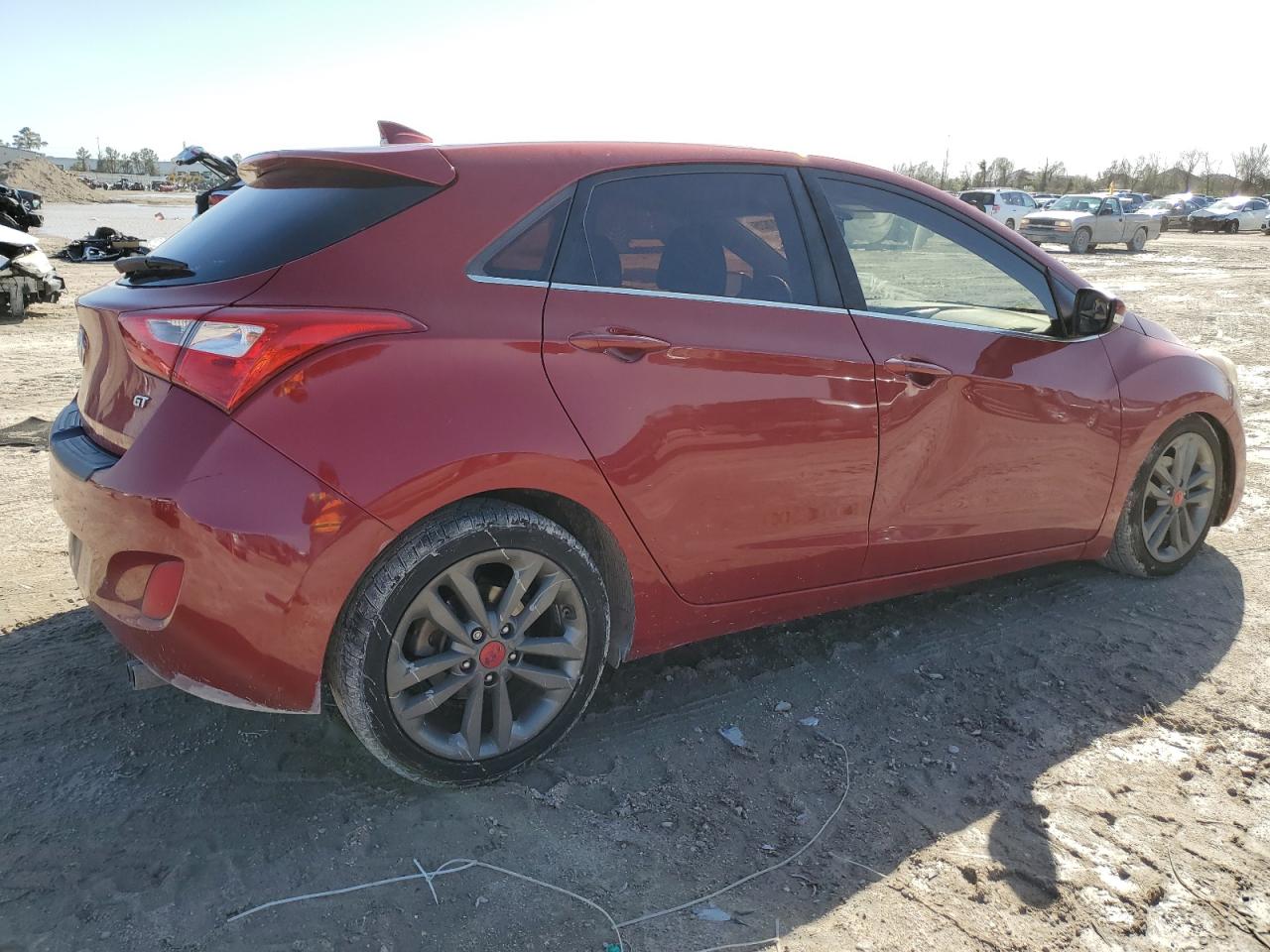 2016 Hyundai Elantra - Image 3