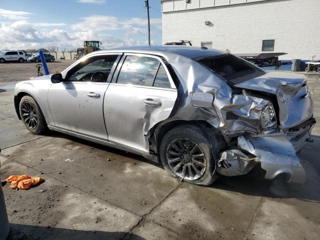  CHRYSLER 300 2013 Srebrny