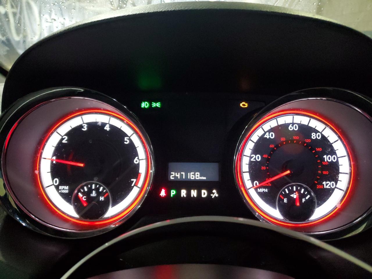 2018 Dodge Caravan - Image 9