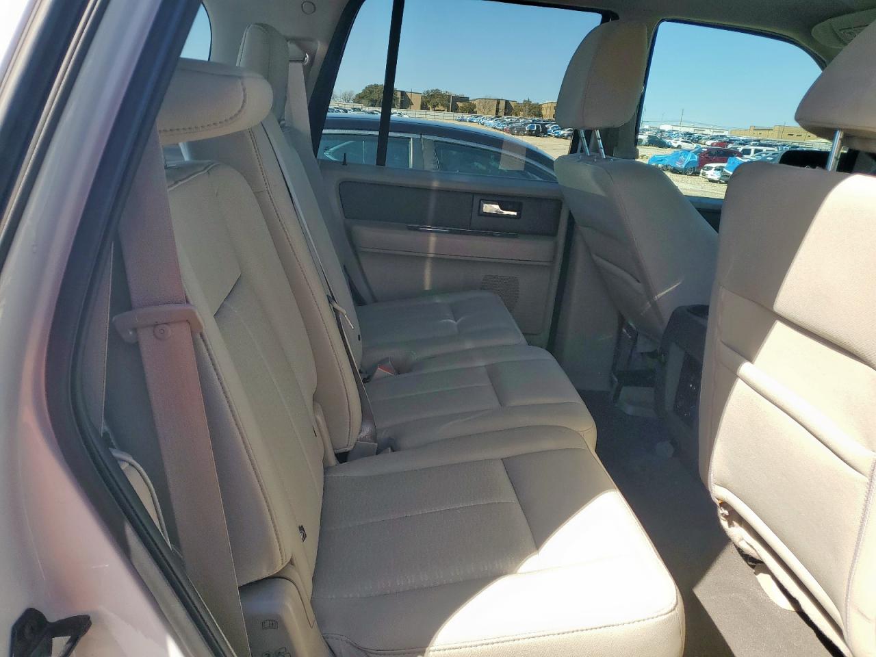 2009 Ford Expedition - Image 10