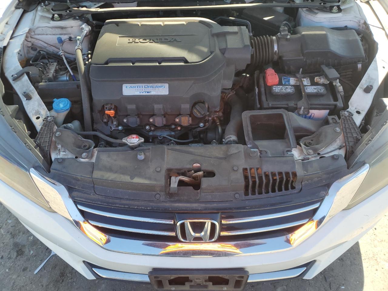 2015 Honda Accord - Image 11