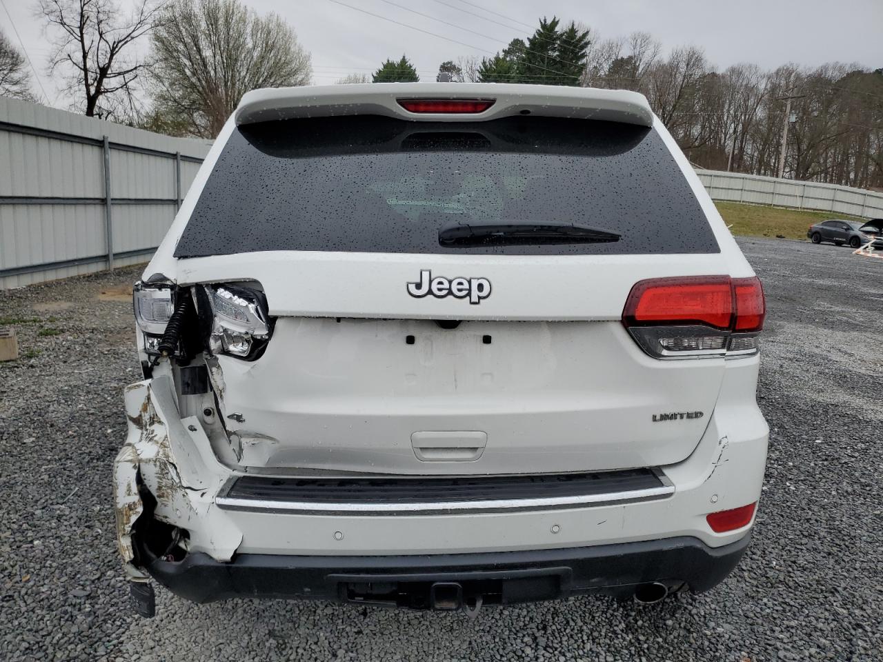 2020 Jeep Grand Cherokee - Image 6