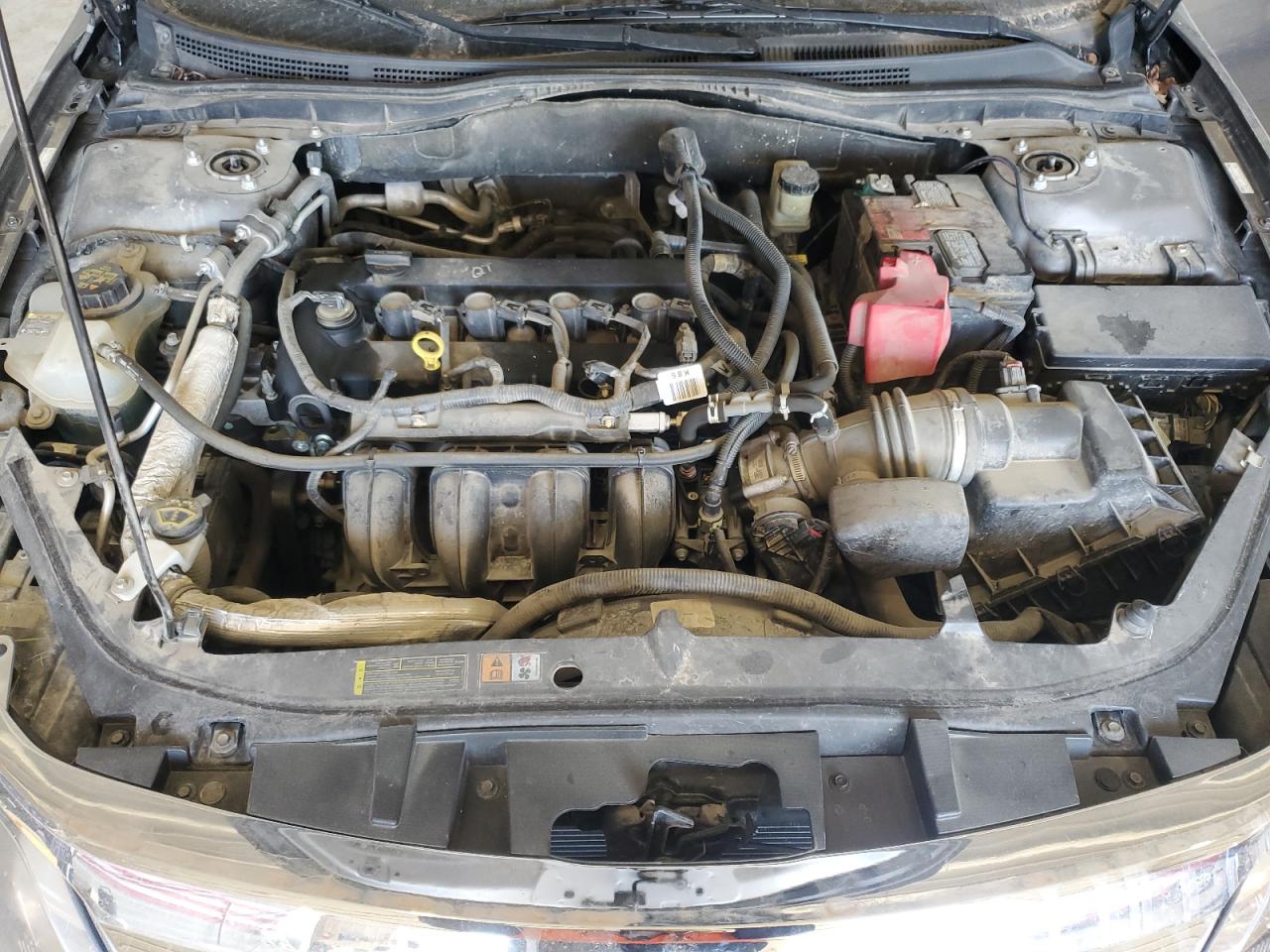 2010 Ford Fusion - Image 13