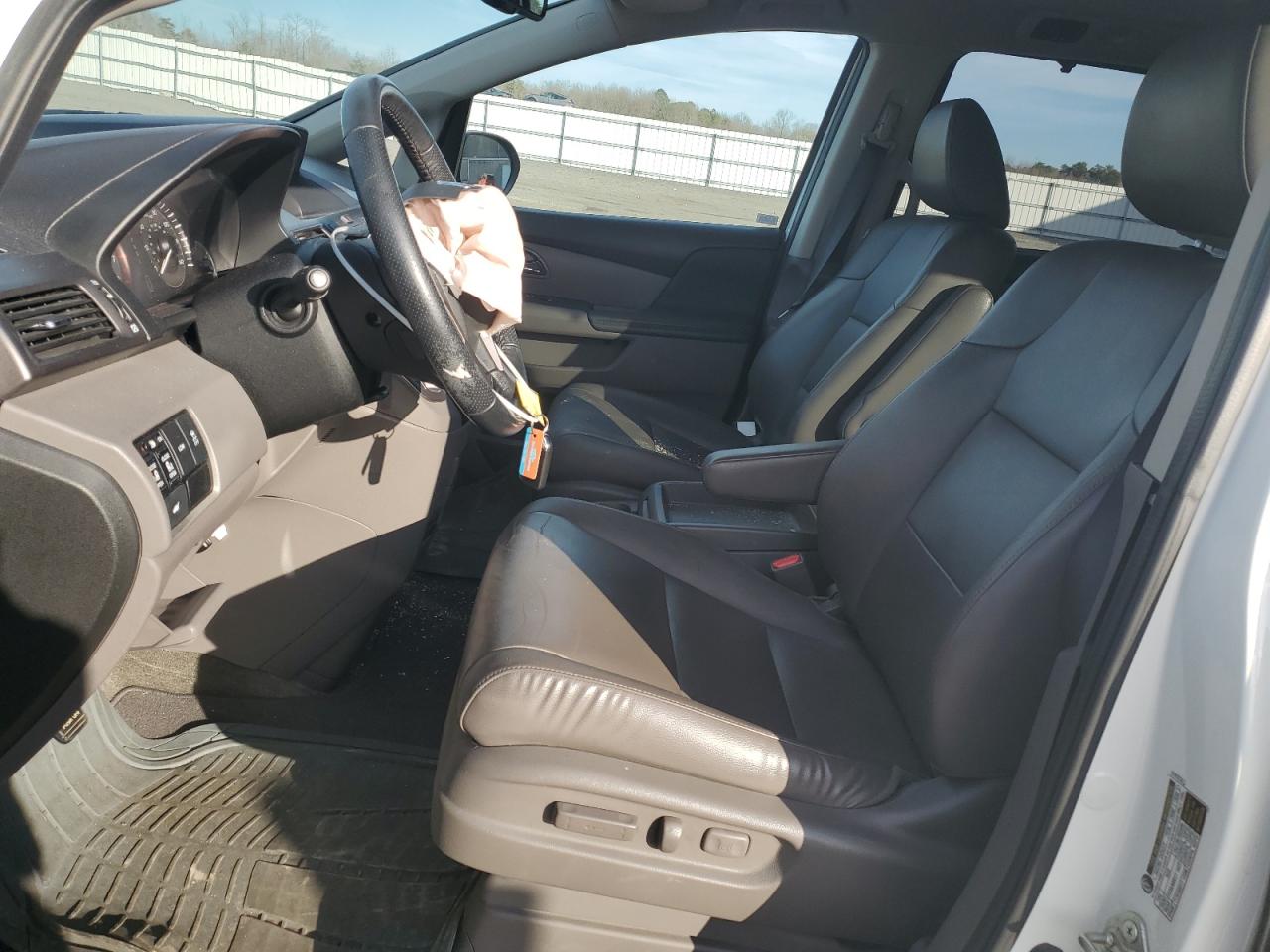 2015 Honda Odyssey - Image 7