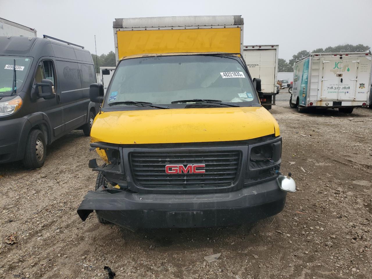 2011 GMC Savana - Image 5