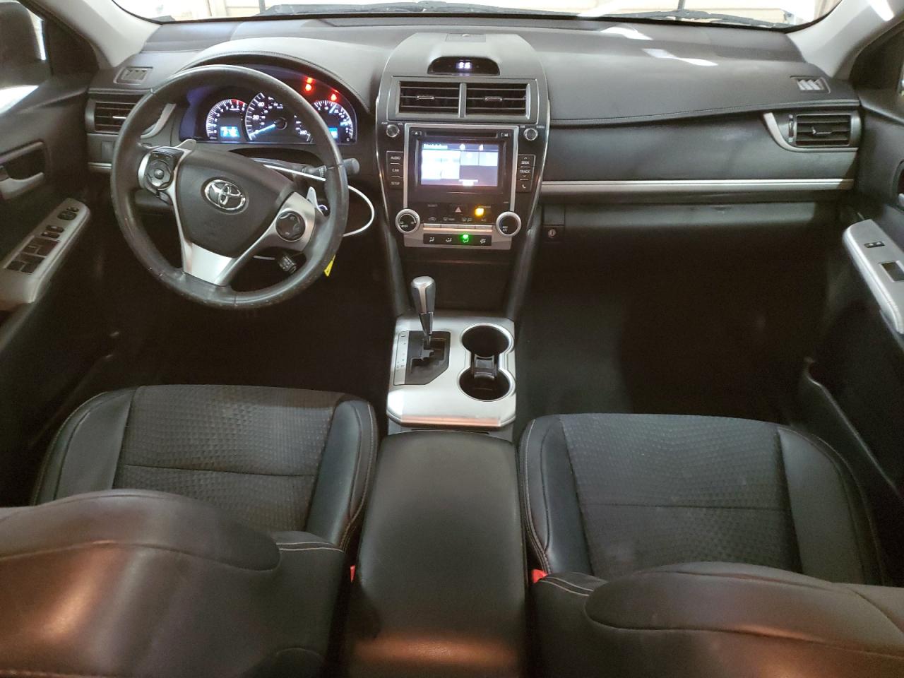 2014 Toyota Camry - Image 8