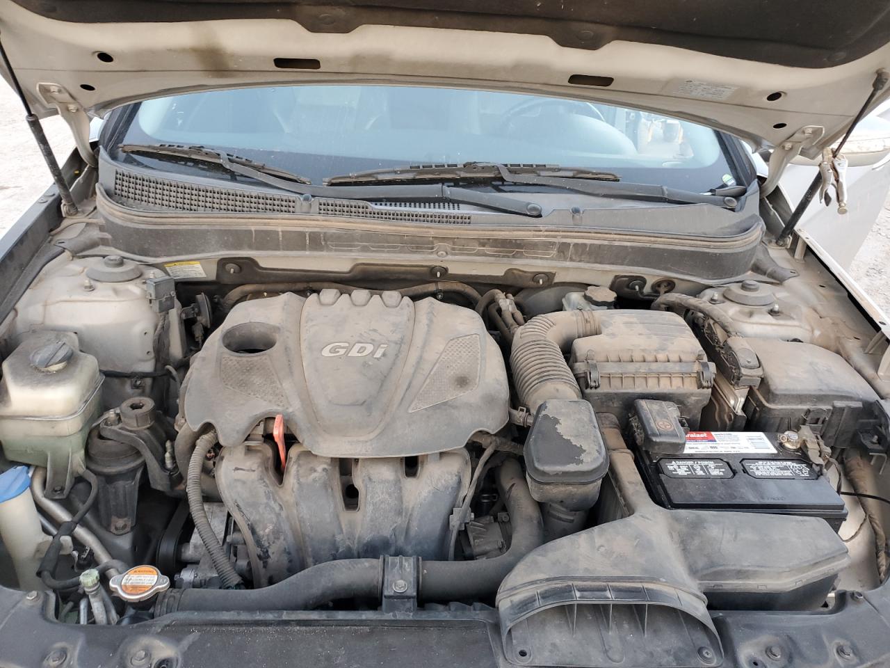 2011 Hyundai Sonata - Image 11
