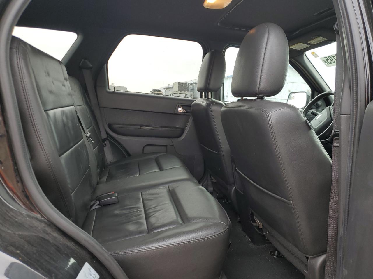2012 Ford Escape - Image 11