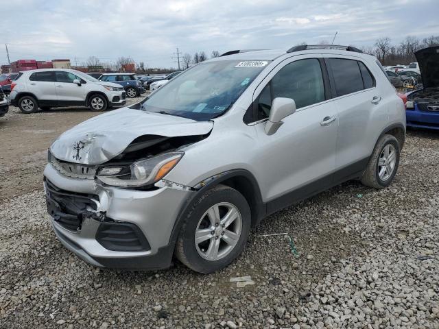  CHEVROLET TRAX 2018 Srebrny