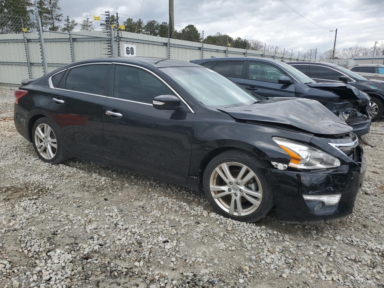 2013 Nissan Altima - Image 4