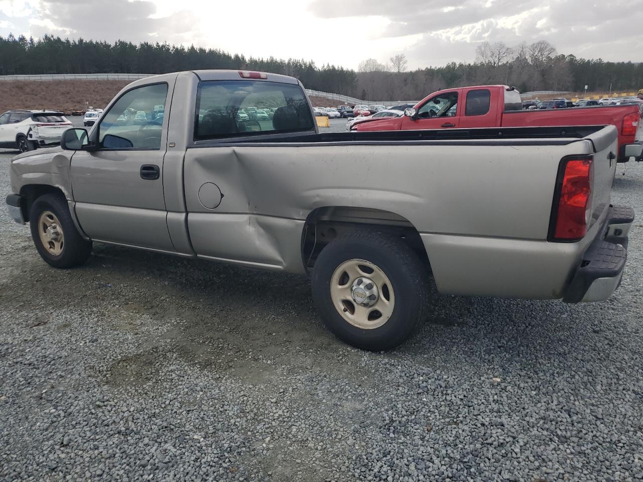 2003 Chevrolet Silverado - Image 2