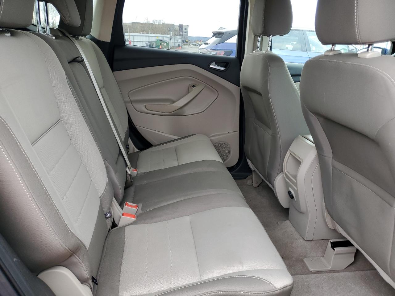 2014 Ford Escape - Image 11