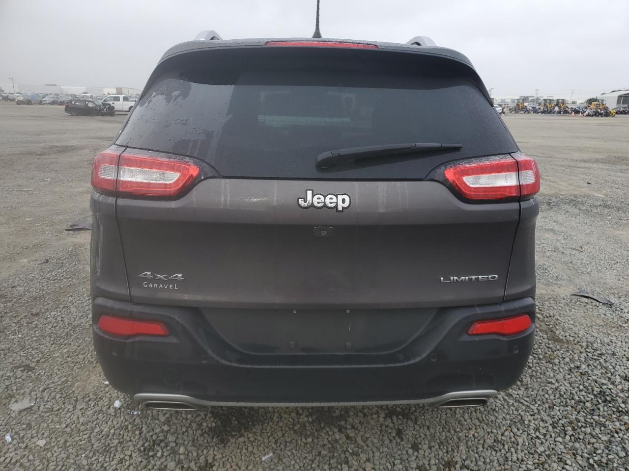 2018 Jeep Grand Cherokee - Image 6