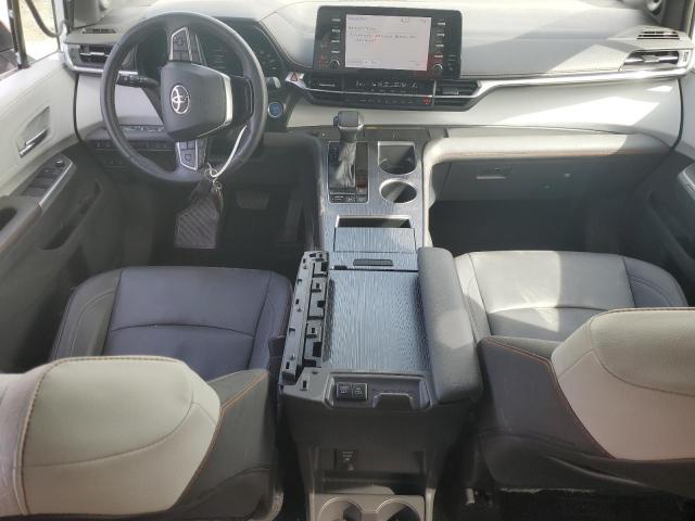 TOYOTA SIENNA 2022 Biały