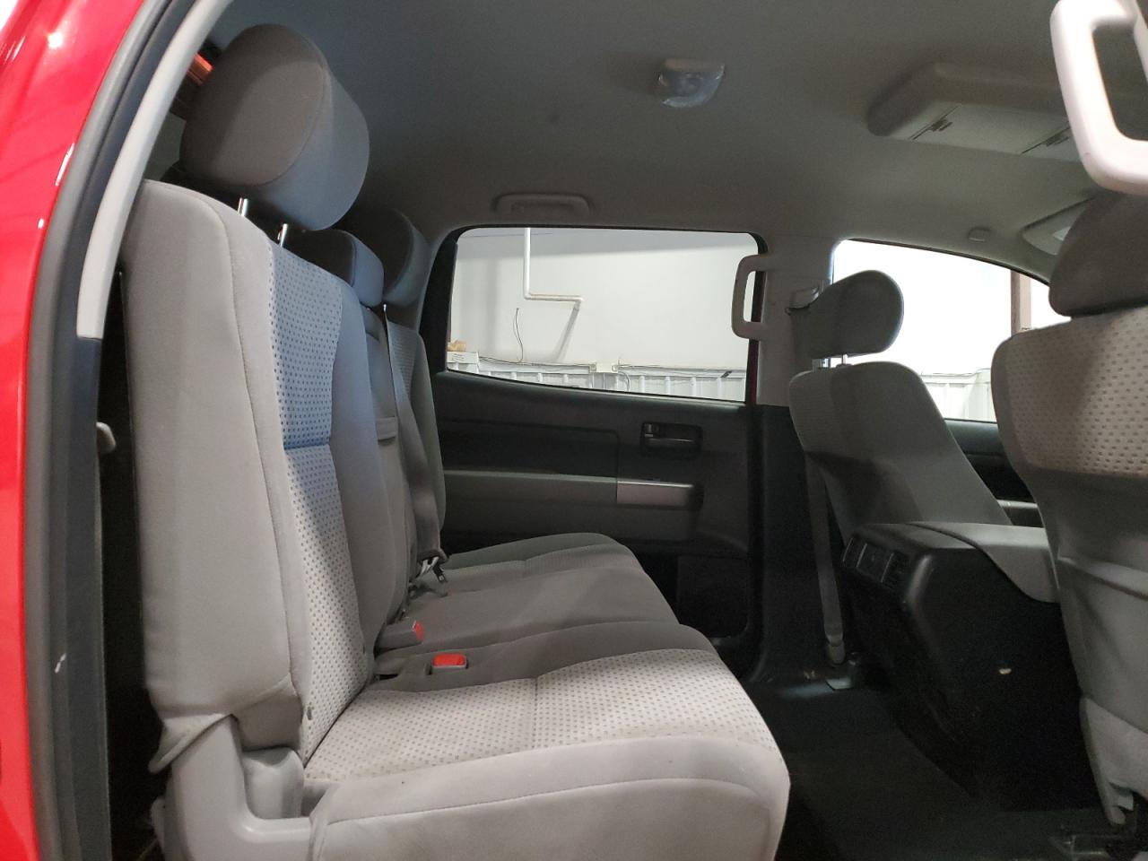 2013 Toyota Tundra - Image 10