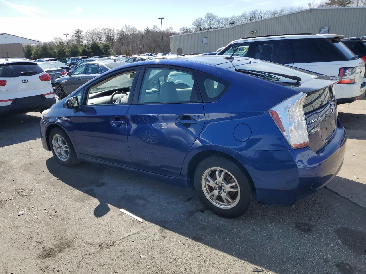 2011 Toyota Prius - Image 2