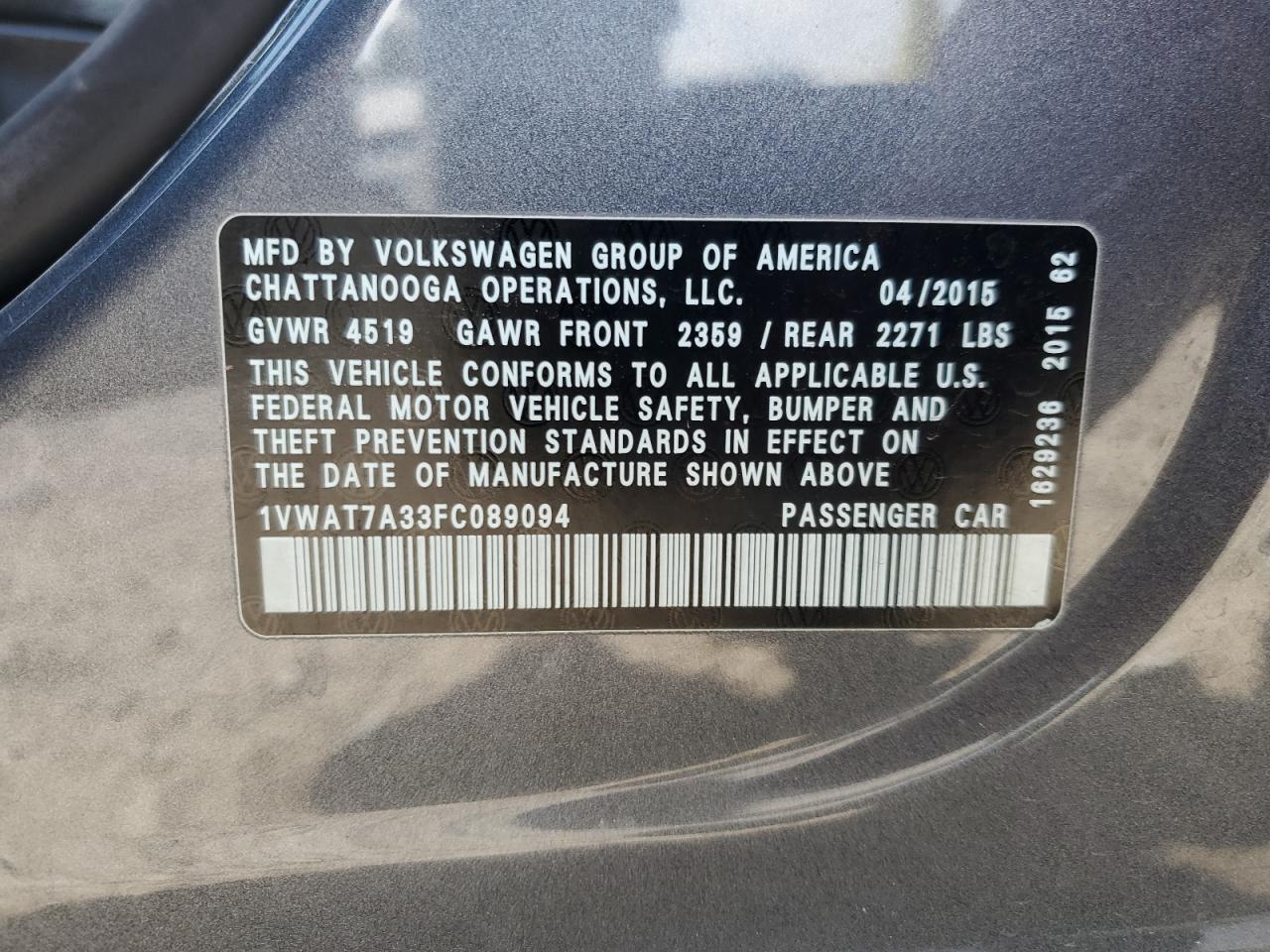2015 Volkswagen Passat - Image 12