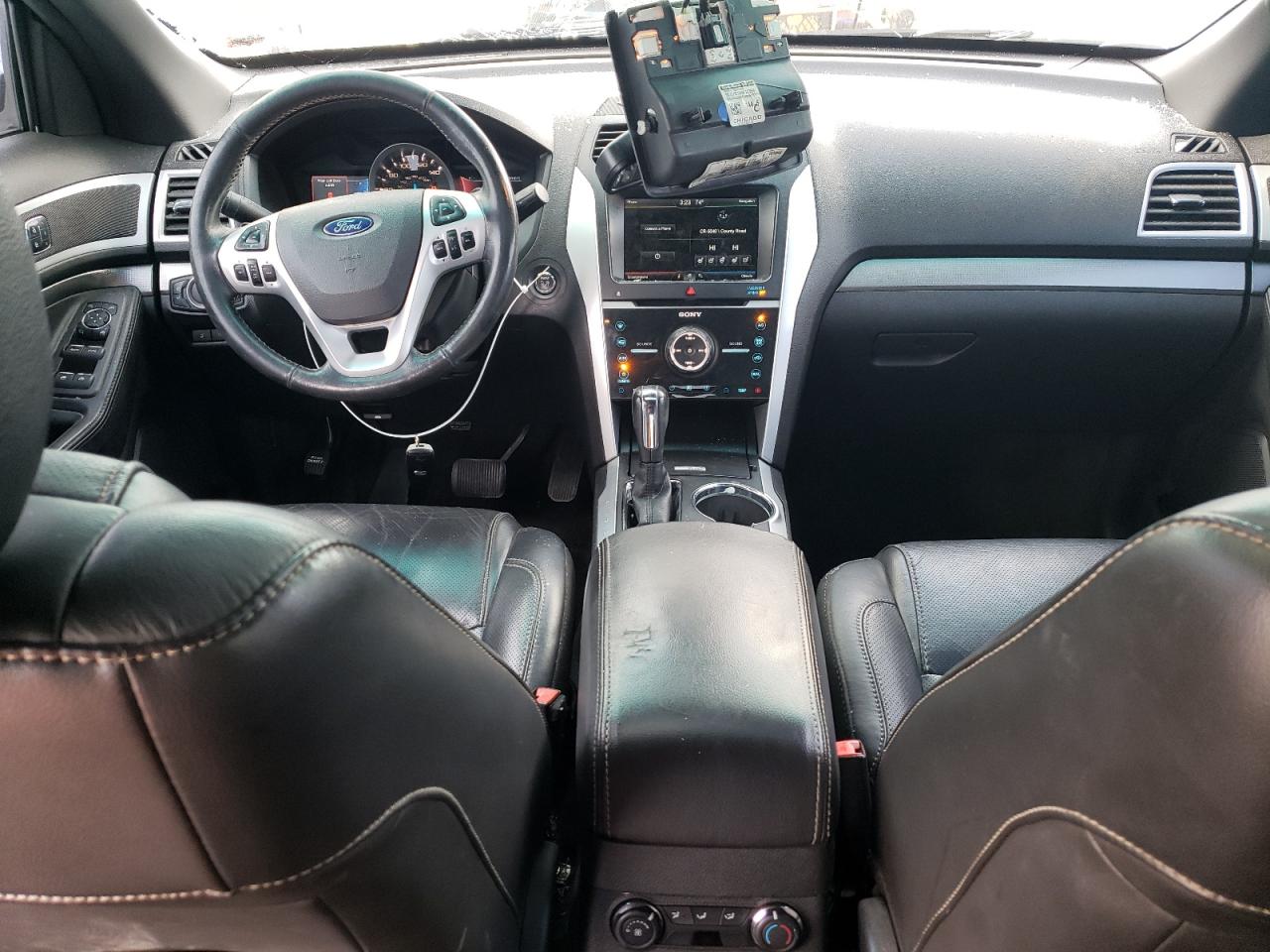 2015 Ford Explorer - Image 8