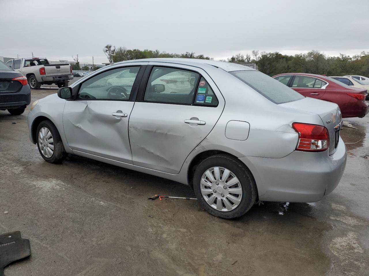 2007 Toyota Yaris - Image 2
