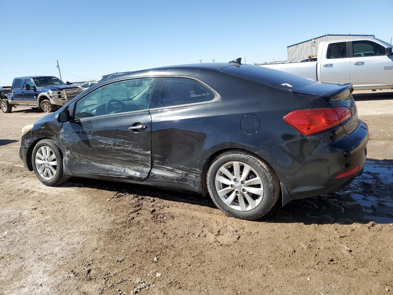 2015 Kia Forte - Image 2
