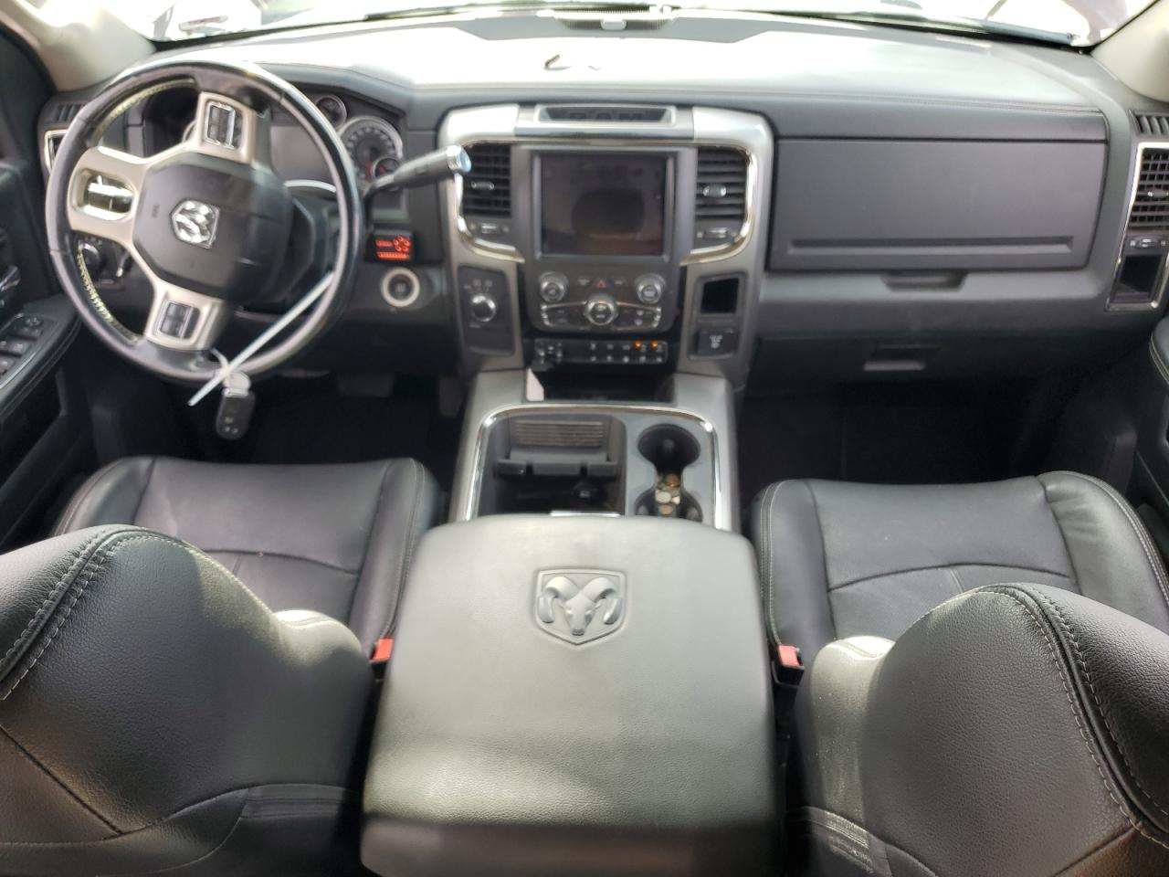 2018 RAM 3500 - Image 8