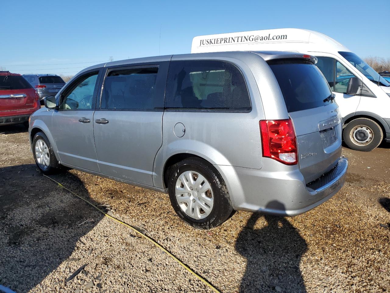 2019 Dodge Caravan - Image 2