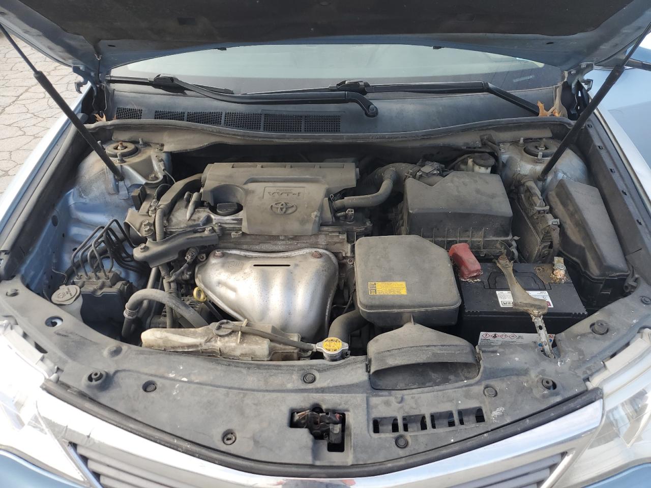 2012 Toyota Camry - Image 13