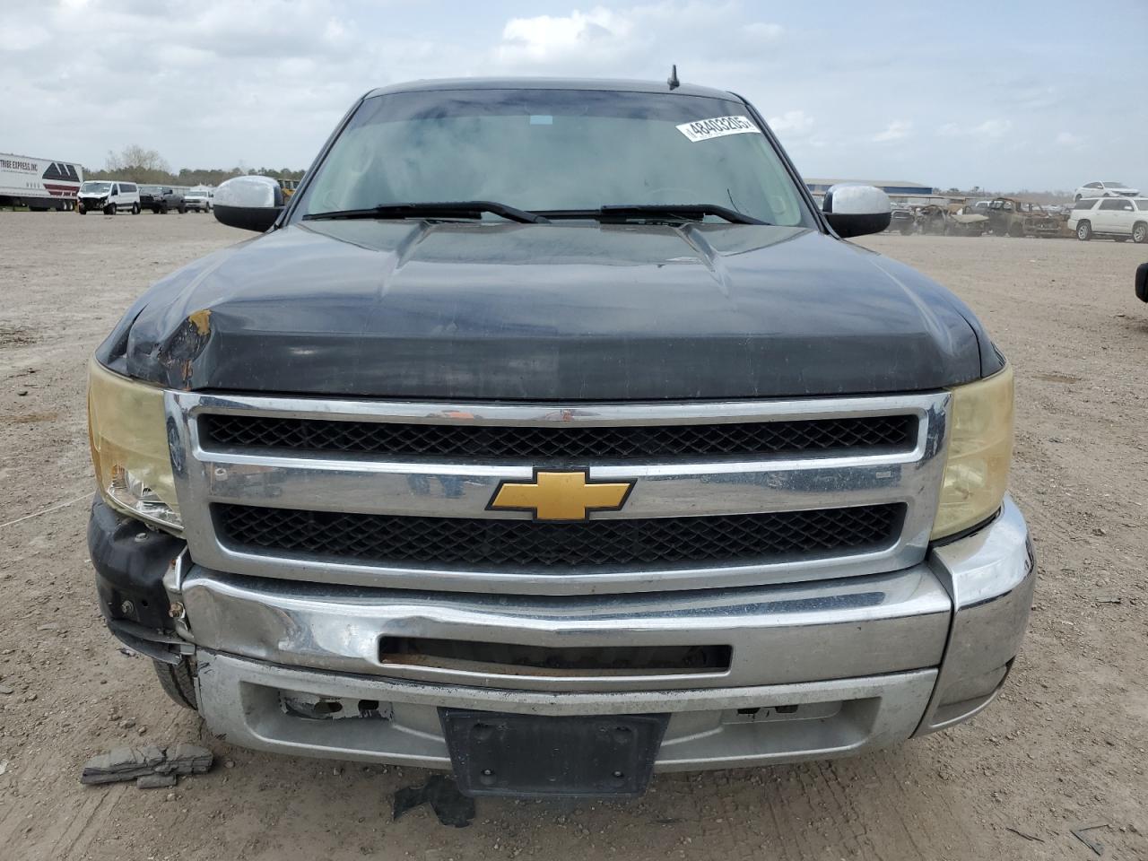 2013 Chevrolet Silverado - Image 5