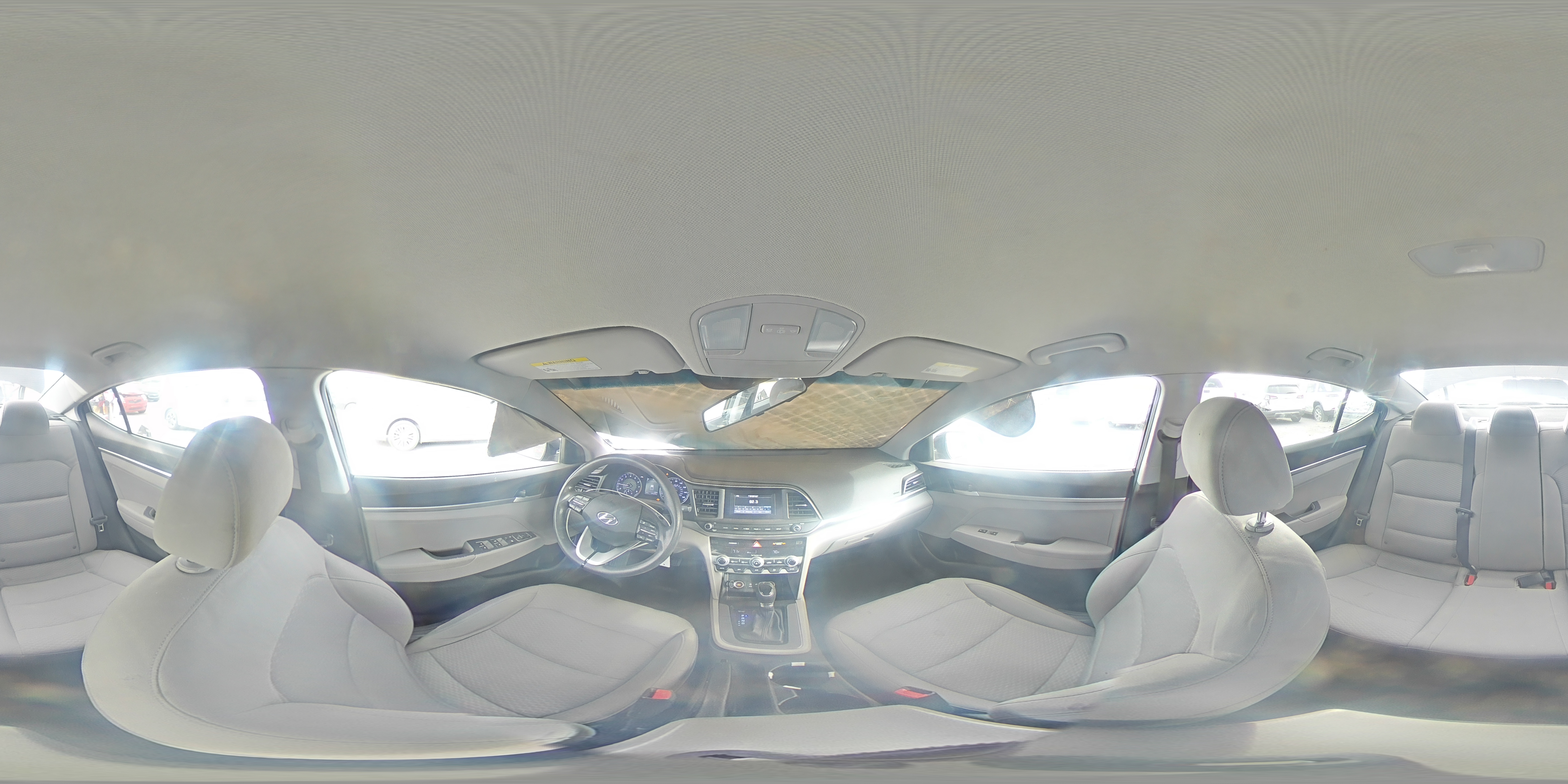 2020 Hyundai Elantra - Image 15