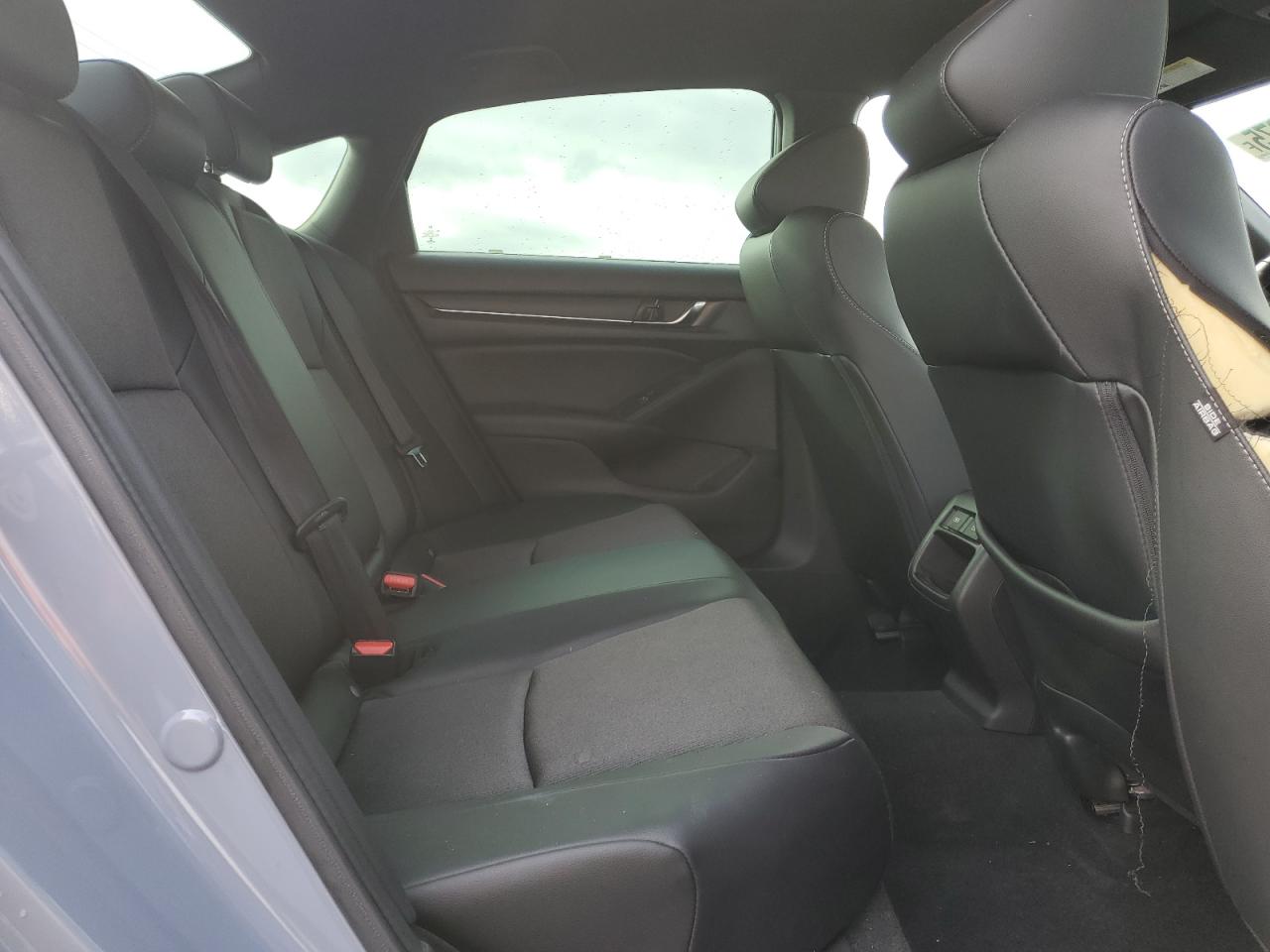 2021 Honda Accord - Image 11