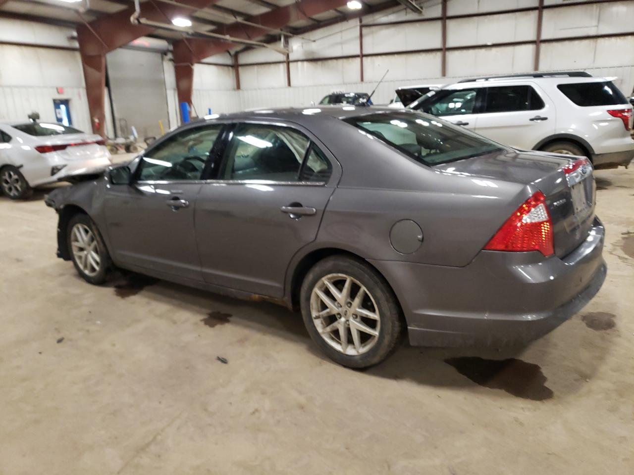 2011 Ford Fusion - Image 2