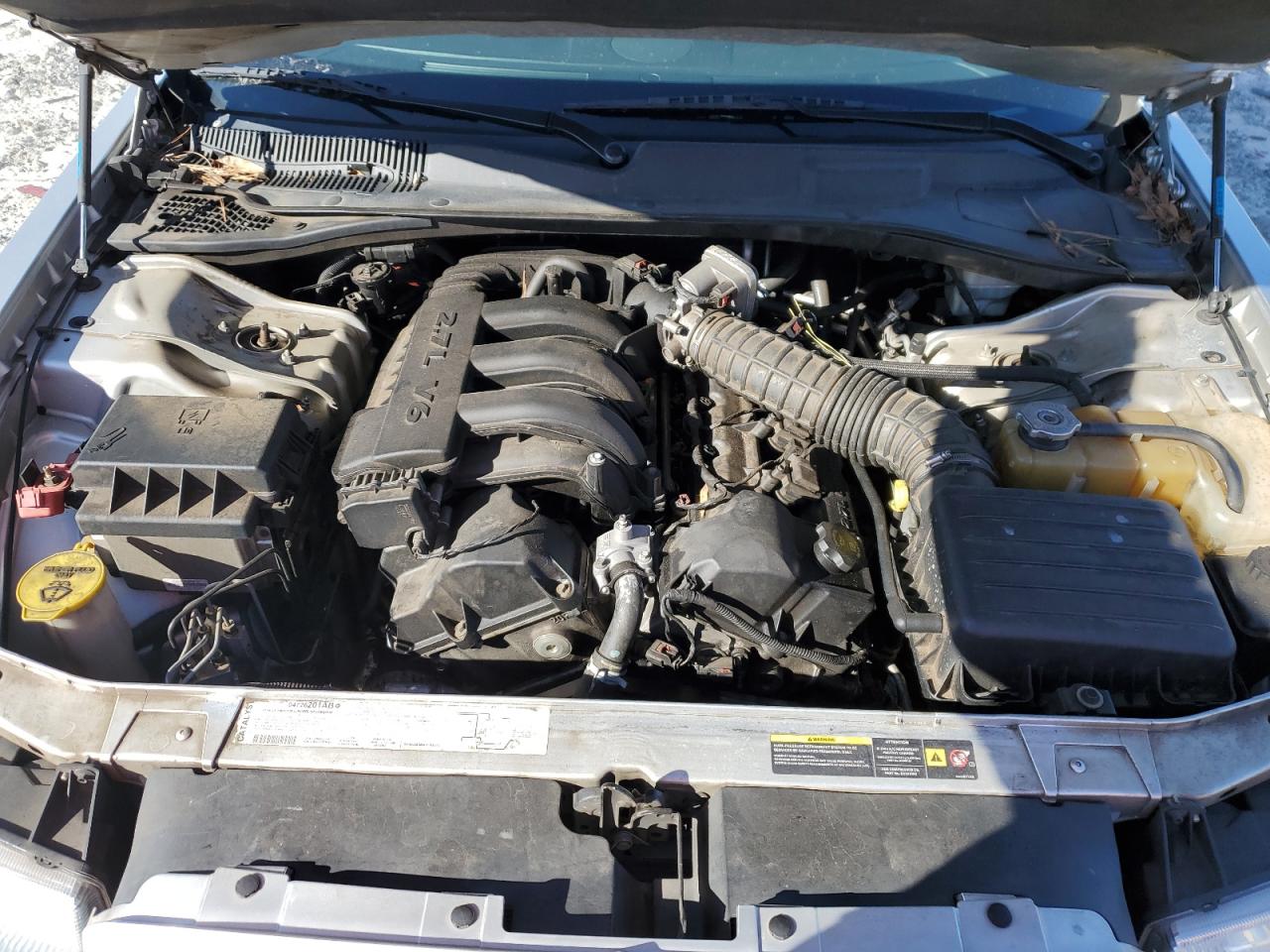 2005 Chrysler 300 VIN: 2C3JA43R15H586508 Lot: 48881645