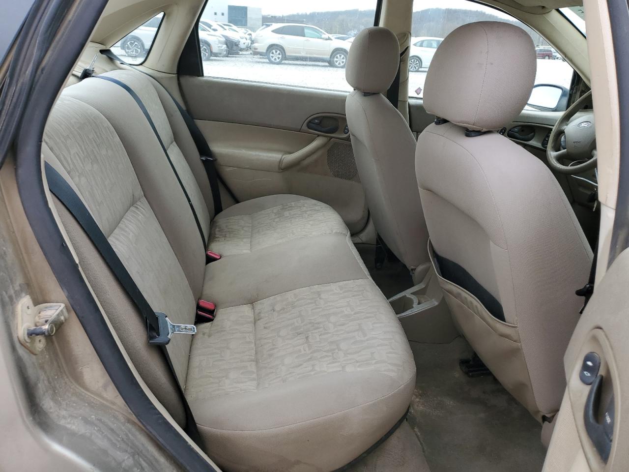 2005 Ford Focus - Image 10