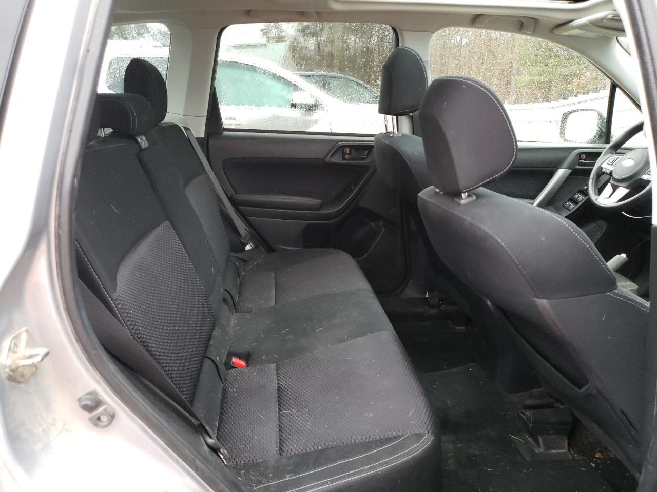 2017 Subaru Forester - Image 11