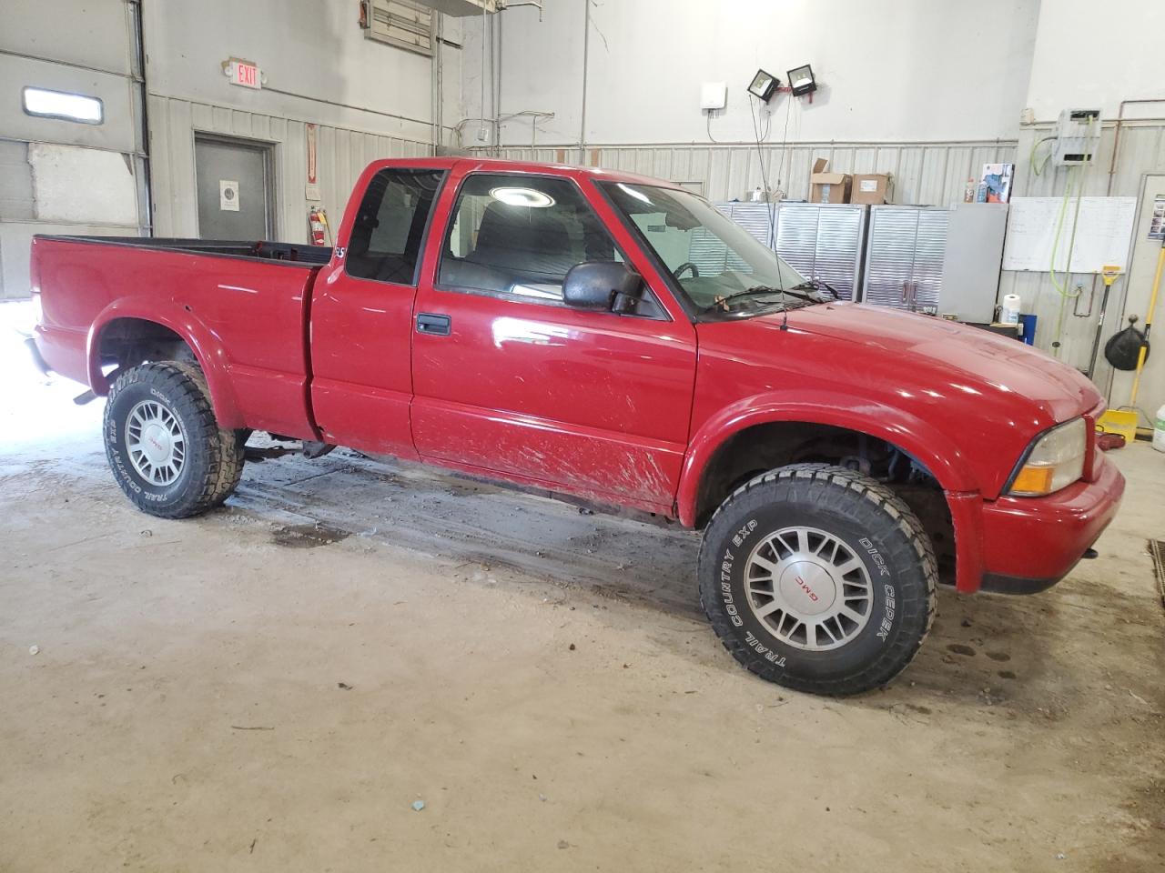 2000 GMC Sonoma - Image 4