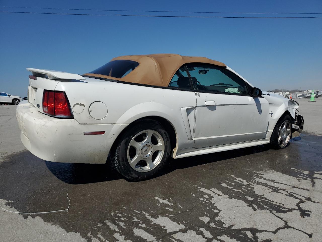 2003 Ford Mustang - Image 3