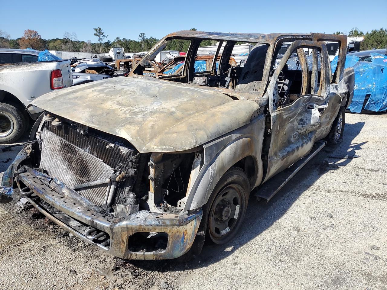 2015 Ford F350 Super Duty for Sale in Harleyville, SC - Burn