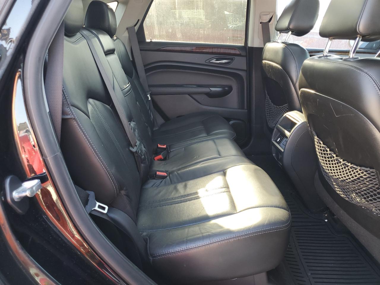 2016 Cadillac SRX - Image 10