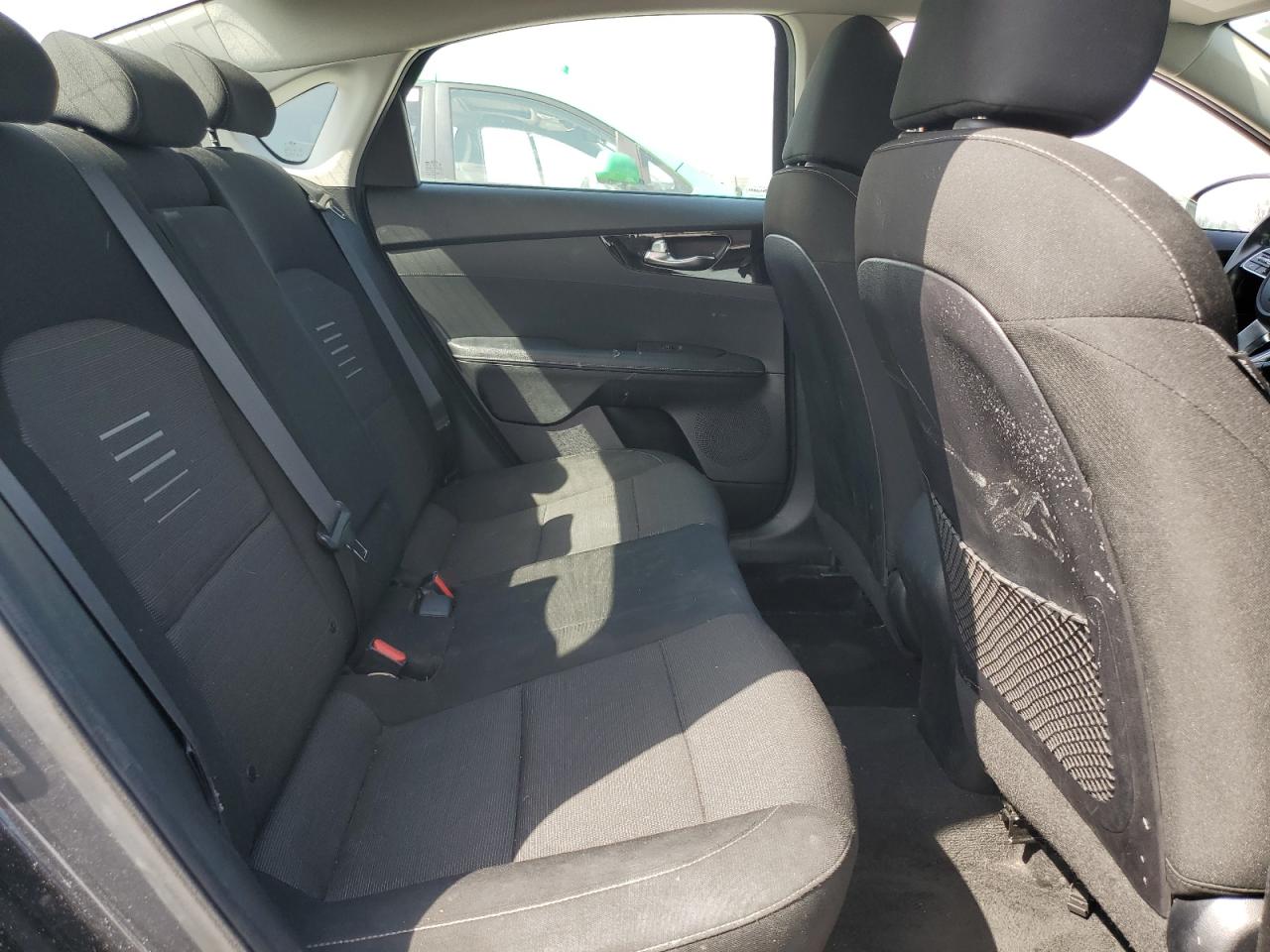 2019 Kia Forte - Image 10