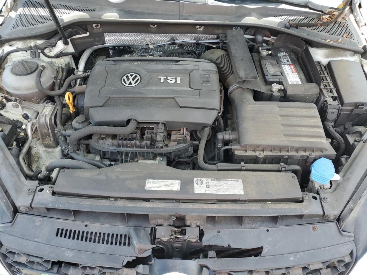 2017 Volkswagen Golf - Image 11