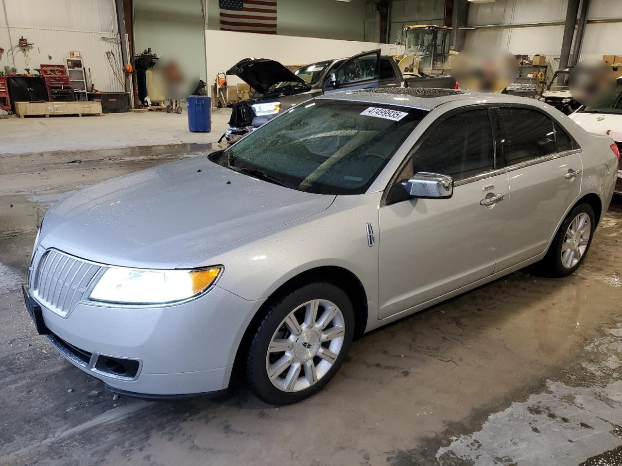 2010 Lincoln MKZ - Image 1