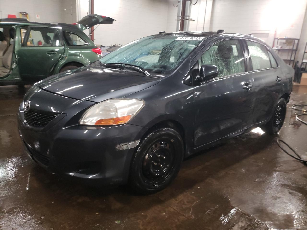 2010 Toyota Yaris - Image 1