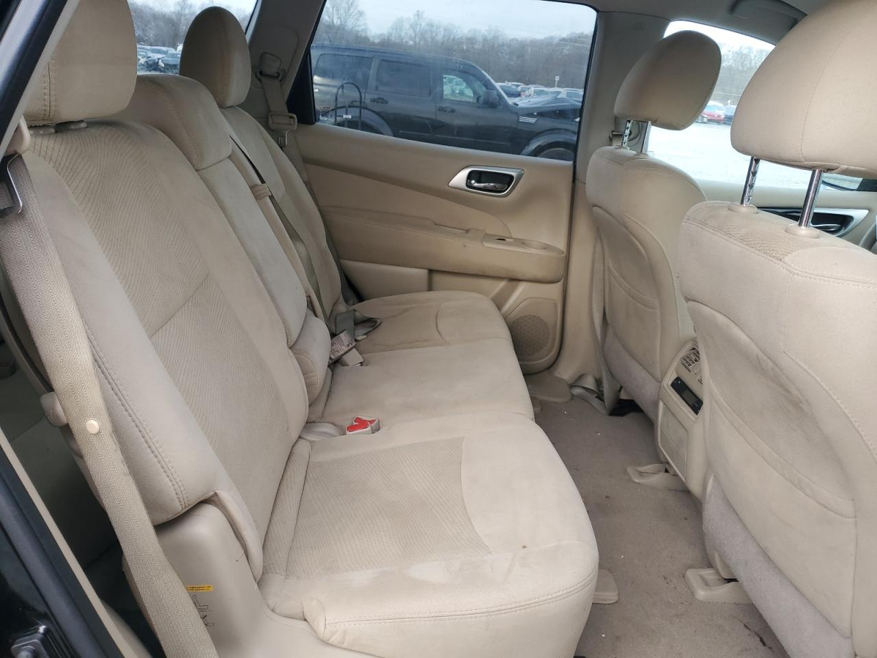 2014 Nissan Pathfinder - Image 11