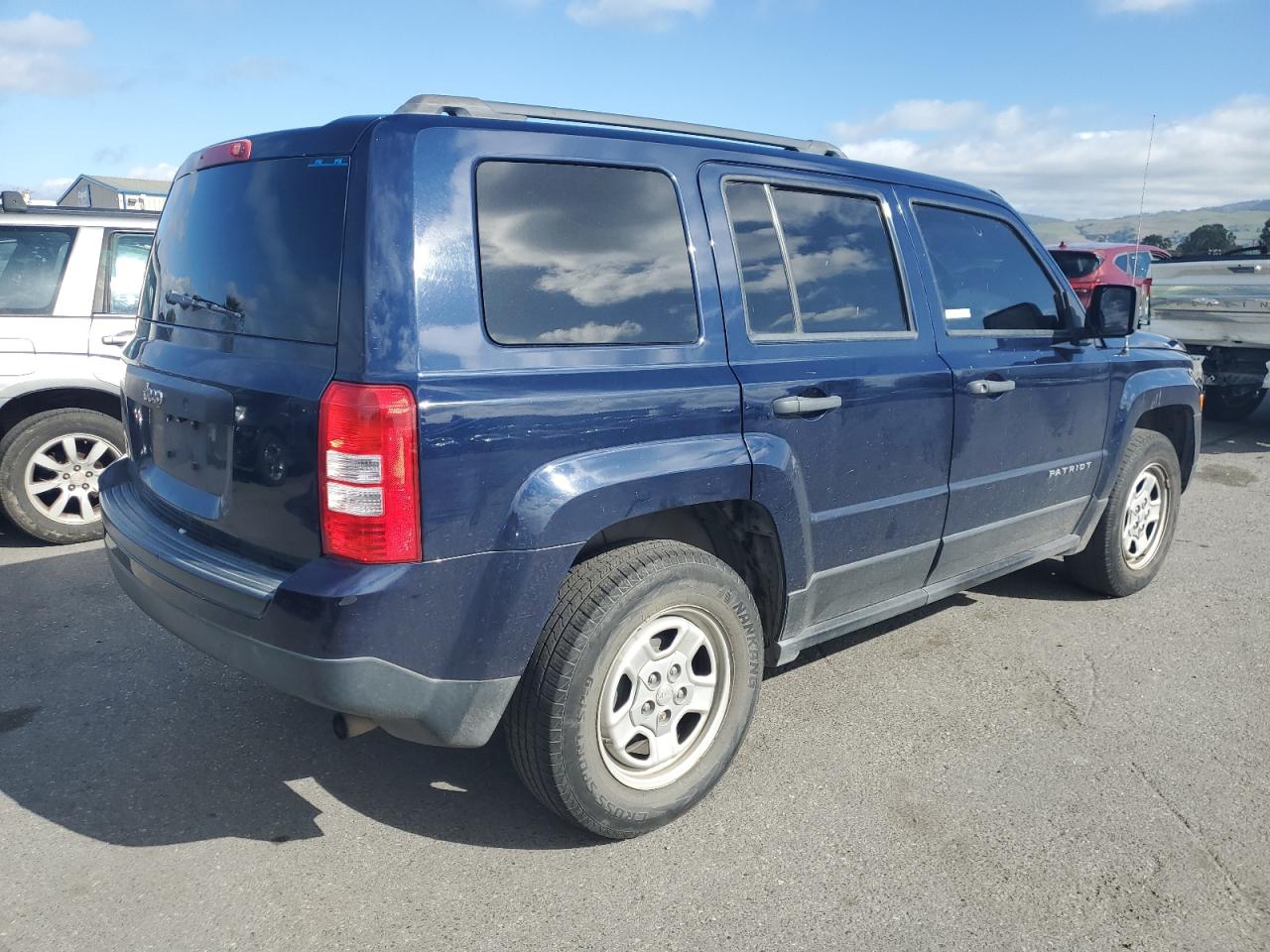 2016 Jeep Liberty (Patriot) - Image 3